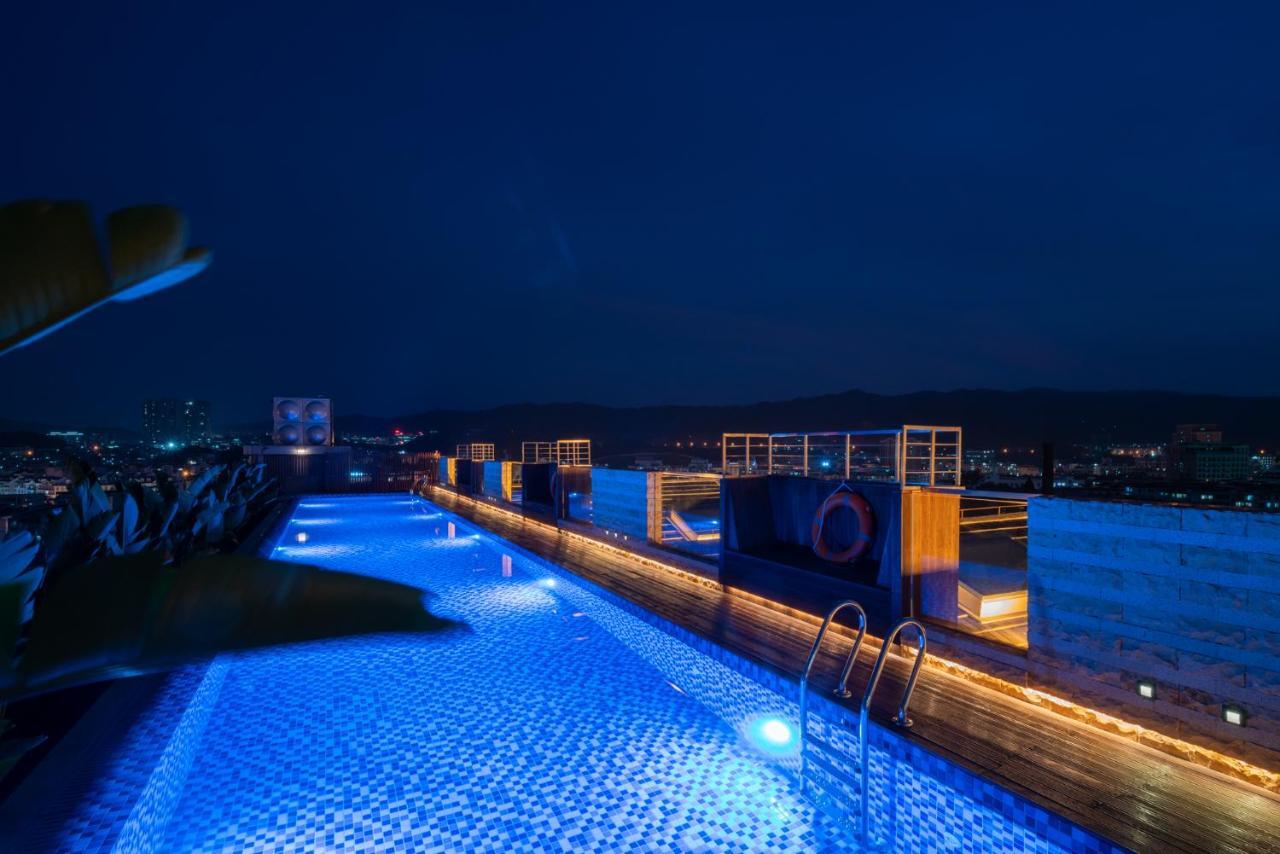 The Luzerne Hotel Dehua ภายนอก รูปภาพ
